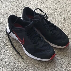 Nike downshifter sneakers